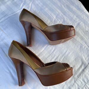 Nine West Gold and Brown Peep Toe Heels